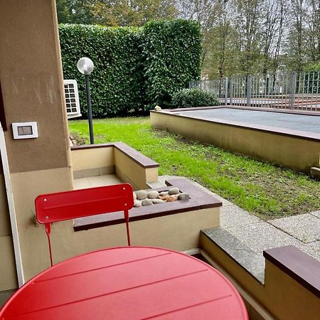 33 Borgo Ticino Lux Free Parking & Private Garden Apartment Pavia Exterior photo